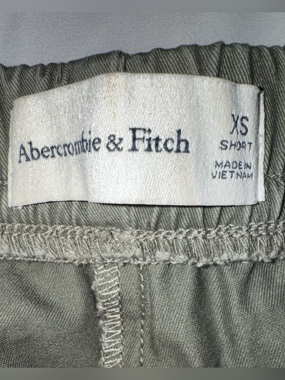 Abercrombie & Fitch Pull on Barrel Pant - Olive Green - XS Short